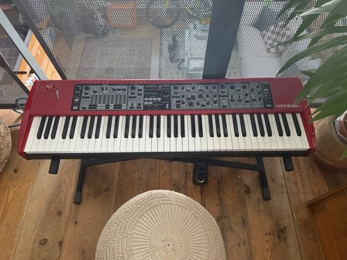 Nord stage ex76 with - stage,