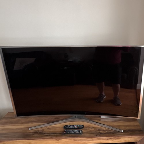 Samsung 55in curved screen - samsung,