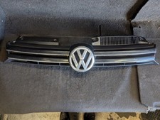 2002-2005 MK4 9N VOLKSWAGEN VW POLO PRE-FACELIFT FRONT UPPER GRILL 6Q0853651C