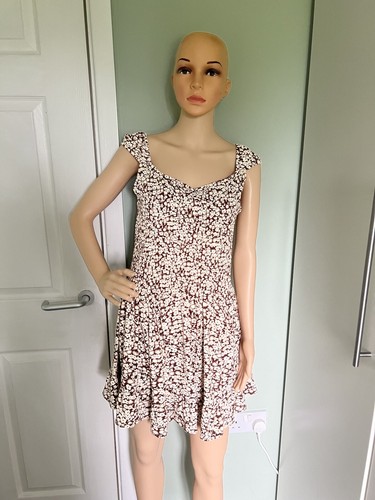 Urban outfitters brown floral - brown,