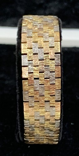 18ct tri colour - gold, brick