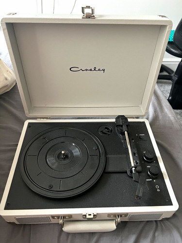 Crosley cr8005u 029b white - crosley, cr8005u-029b
