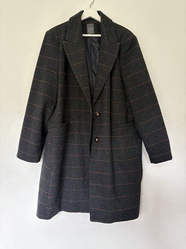 Blue and brown checkered plaid - and,