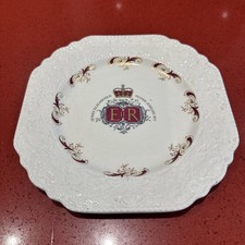 Queen Elizabeth 1977 Silver