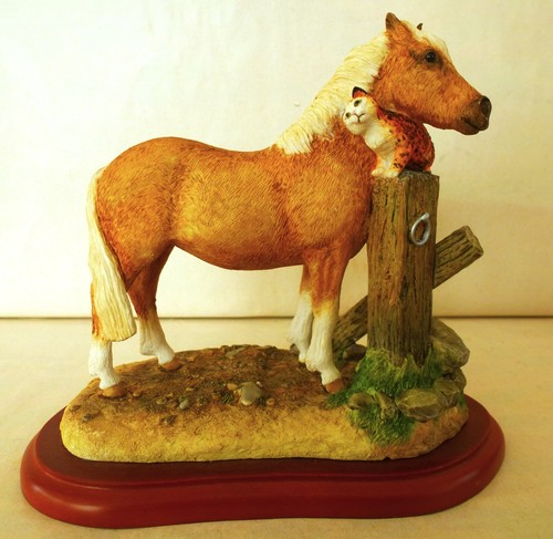Border fine arts making - fine,