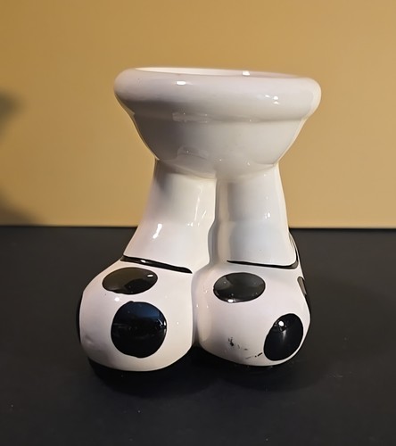 Big foot eggcup walking ware - foot,