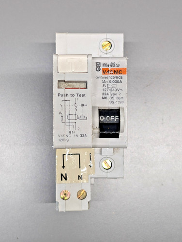 Merlin gerin 12999 amp - 32, type