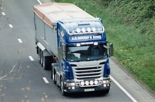 COL PHOTO: A E GOUGH & SONS (MID WALES) SCANIA ARTIC BULKER TRAILER - DG10 AEG