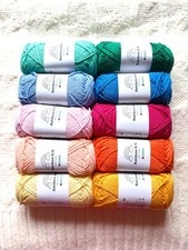 10 balls x 50g Hobbii 