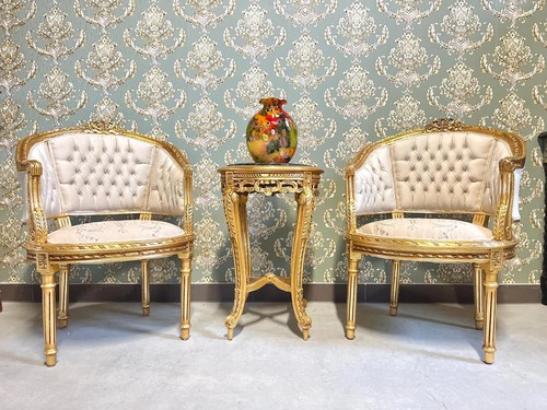 Luxurious armchairs table - luxurious,