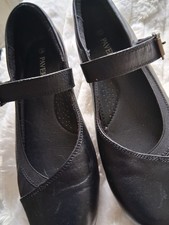 Pavers Black Mary Jayne Style