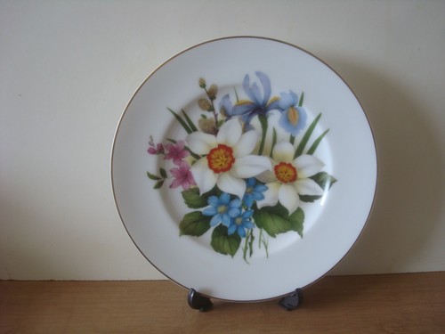 Vintage floral design plate - vintage,
