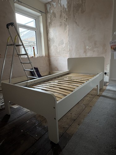 Ikea extendable kids bed - kids,