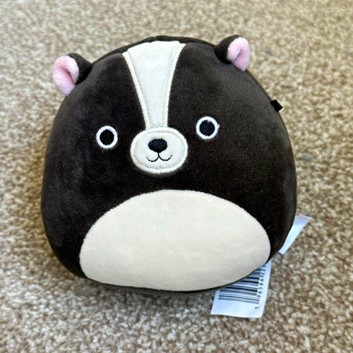 Squishmallows gordon skunk - squishmallows,
