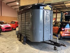 horsebox catering trailer