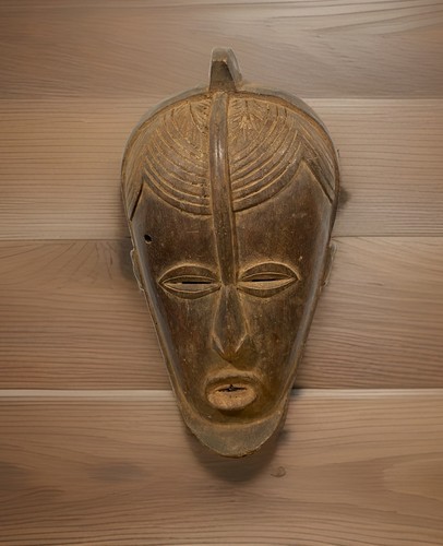 Authentic african art wooden - art,