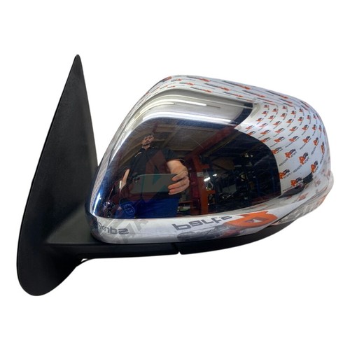 Mitsubishi l200 passenger side - mitsubishi,