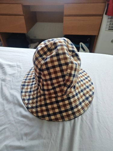 Aquascutum reversible bucket - aquascutum,