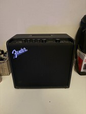 Fender Mustang LT25 Guitar Amplifier