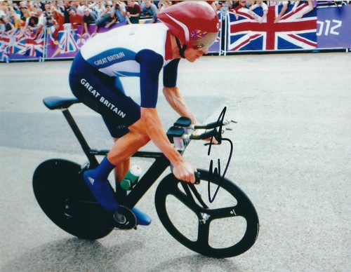 Bradley wiggins signed - signed, 11x8