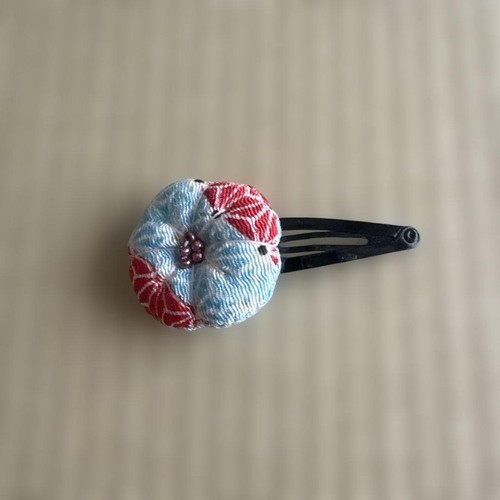 Crepe flower hair - crepe,