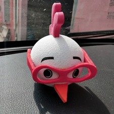 1Pc Cute glasses chickens car