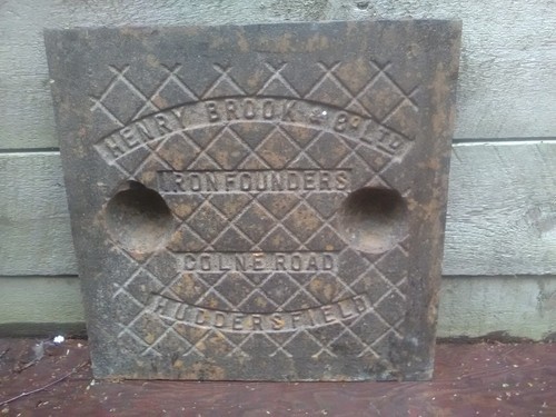 Reclaimed cast iron manhole - cast,