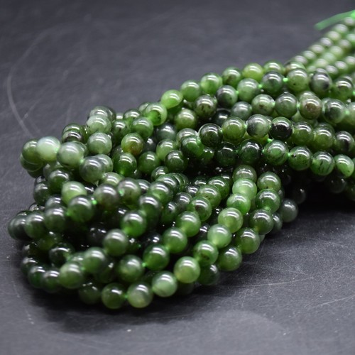 Jade round beads - round,