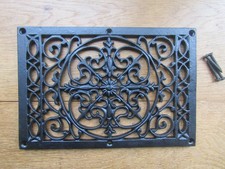 TRADITIONAL VICTORIAN VINTAGE