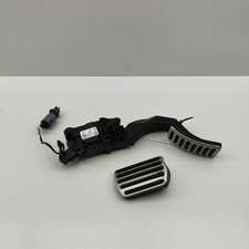 VOLVO XC40 536 Throttle Pedal