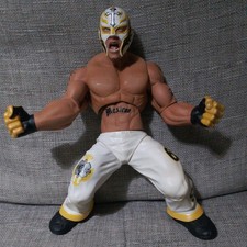 WWE Ring Giants  Figure Rey Mysterio 2005 Jakks Pacific