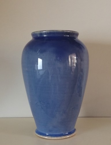 Vintage studio pottery blue - studio,