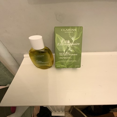 Clarins eau extraordinaire - clarins,