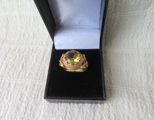 Vintage heavy 9ct - heavy,, yellow
