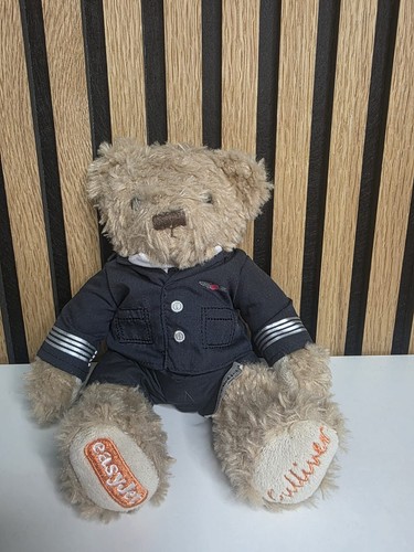 Official easyjet gullivers - official,