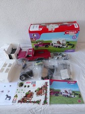 SCHLEIGH HORSE CLUB TRUCK AND TRAILER