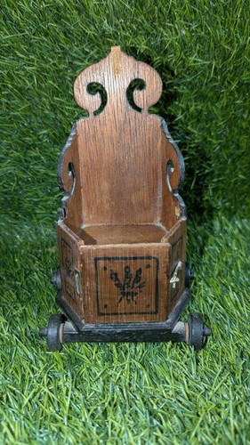 Vintage wood dollhouse - wood,
