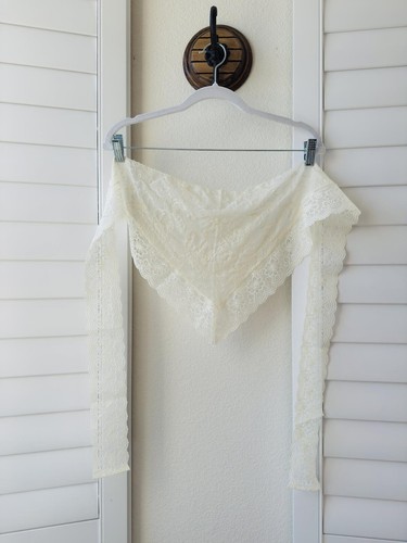 Ivory floral lace mantilla - lace,