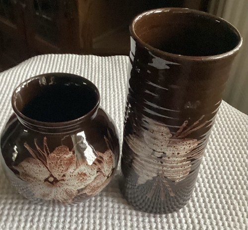 Tenby pottery pair small - tenby,