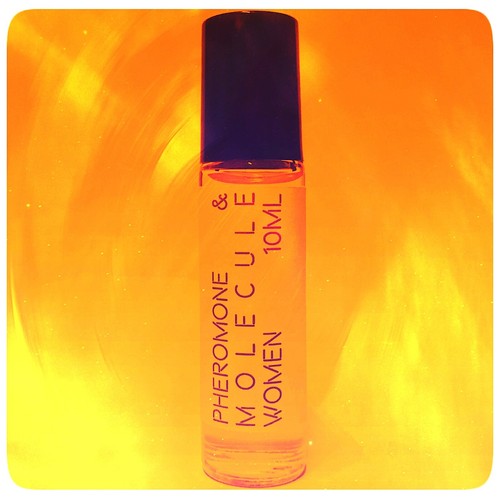 Pheromone molecule ambrox - &,