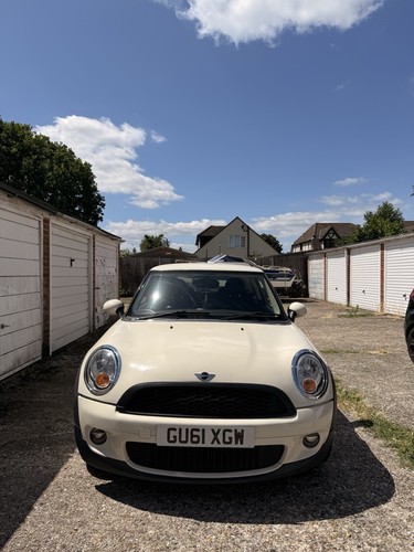 2011 mini one petrol - 1.6,