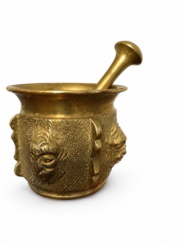 Antique bronze mortar and - bronze,