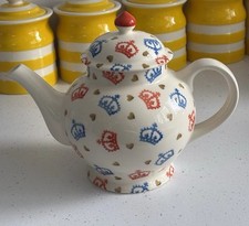Emma Bridgewater 4 mug platinum jubilee teapot displayed only 