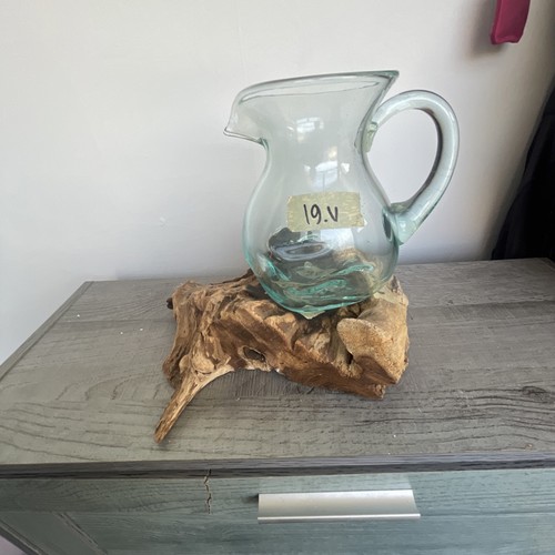 Moulded jug driftwood hand - moulded,