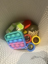 Mixed Load Of Fidget And