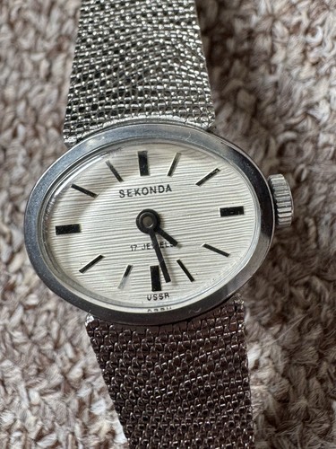 Vintage sekonda ussr - 17, jewels