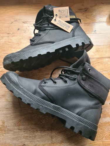 Palladium boots baggy coated