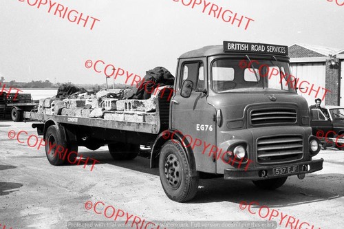 Truck photo british road - truck,