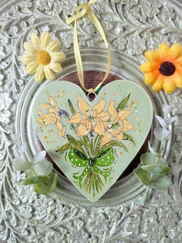 Daffodil hand painted - hand-painted, wooden