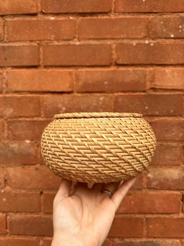 Woven cane round - round, storage